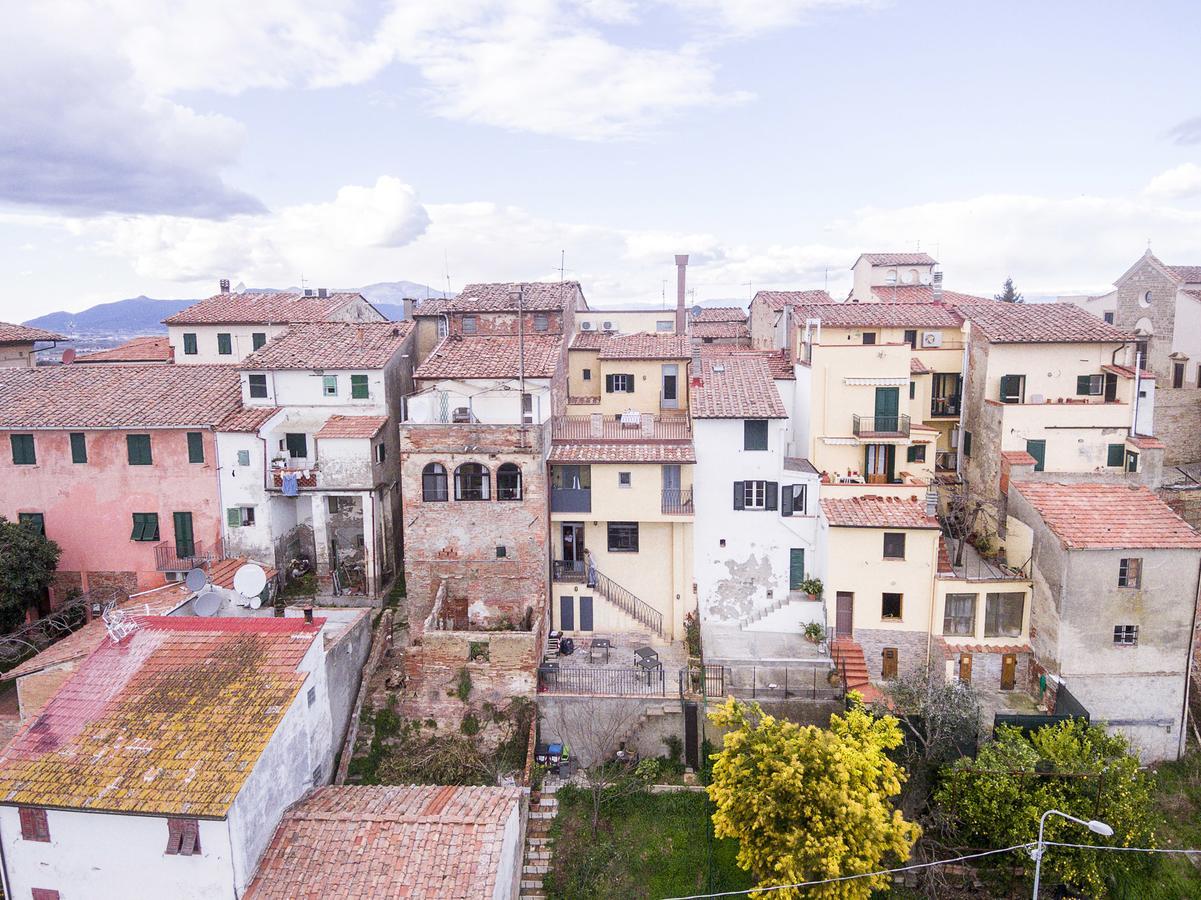 Le 3 Rane B&B Treggiaia Εξωτερικό φωτογραφία